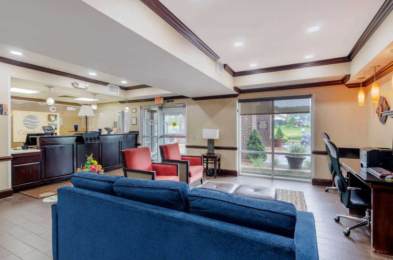 Comfort Inn & Suites Hillsville I-77 מראה חיצוני תמונה