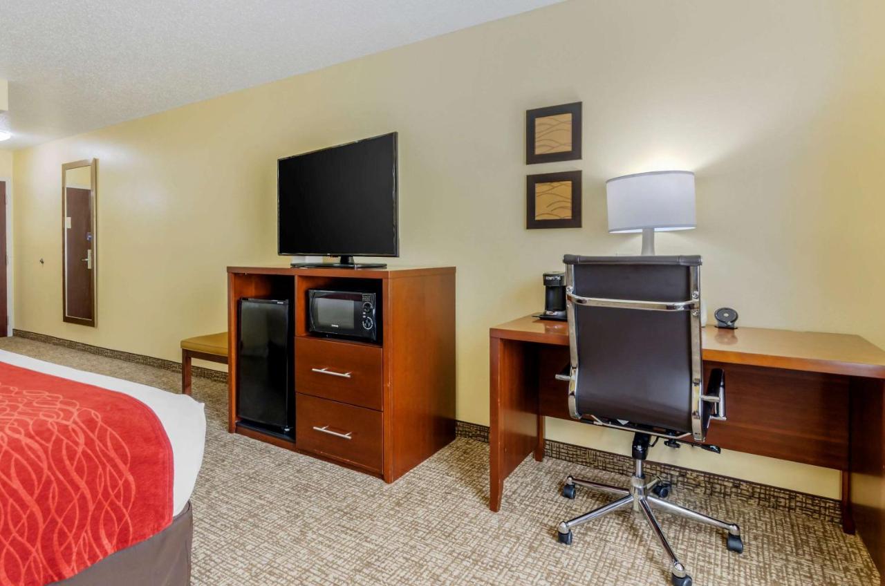 Comfort Inn & Suites Hillsville I-77 מראה חיצוני תמונה