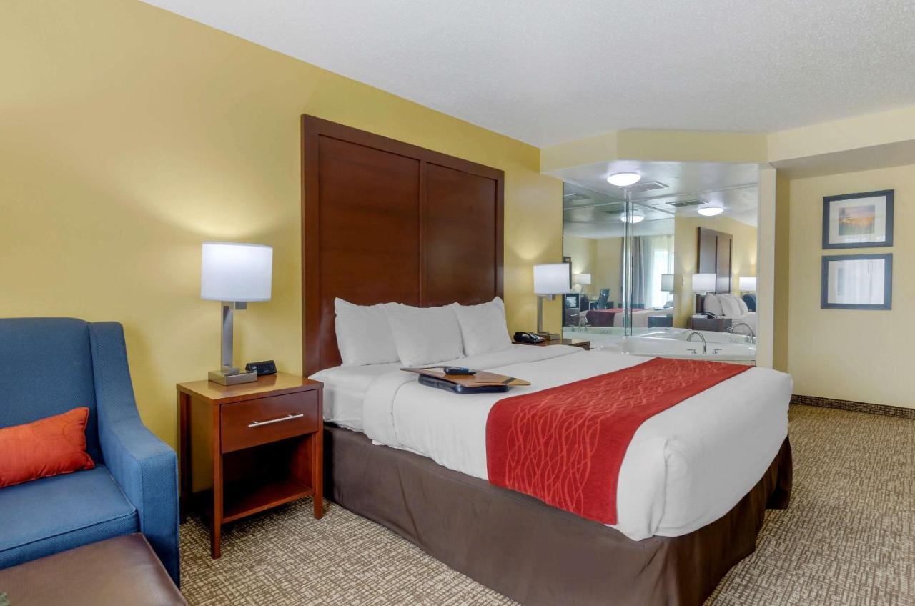 Comfort Inn & Suites Hillsville I-77 מראה חיצוני תמונה