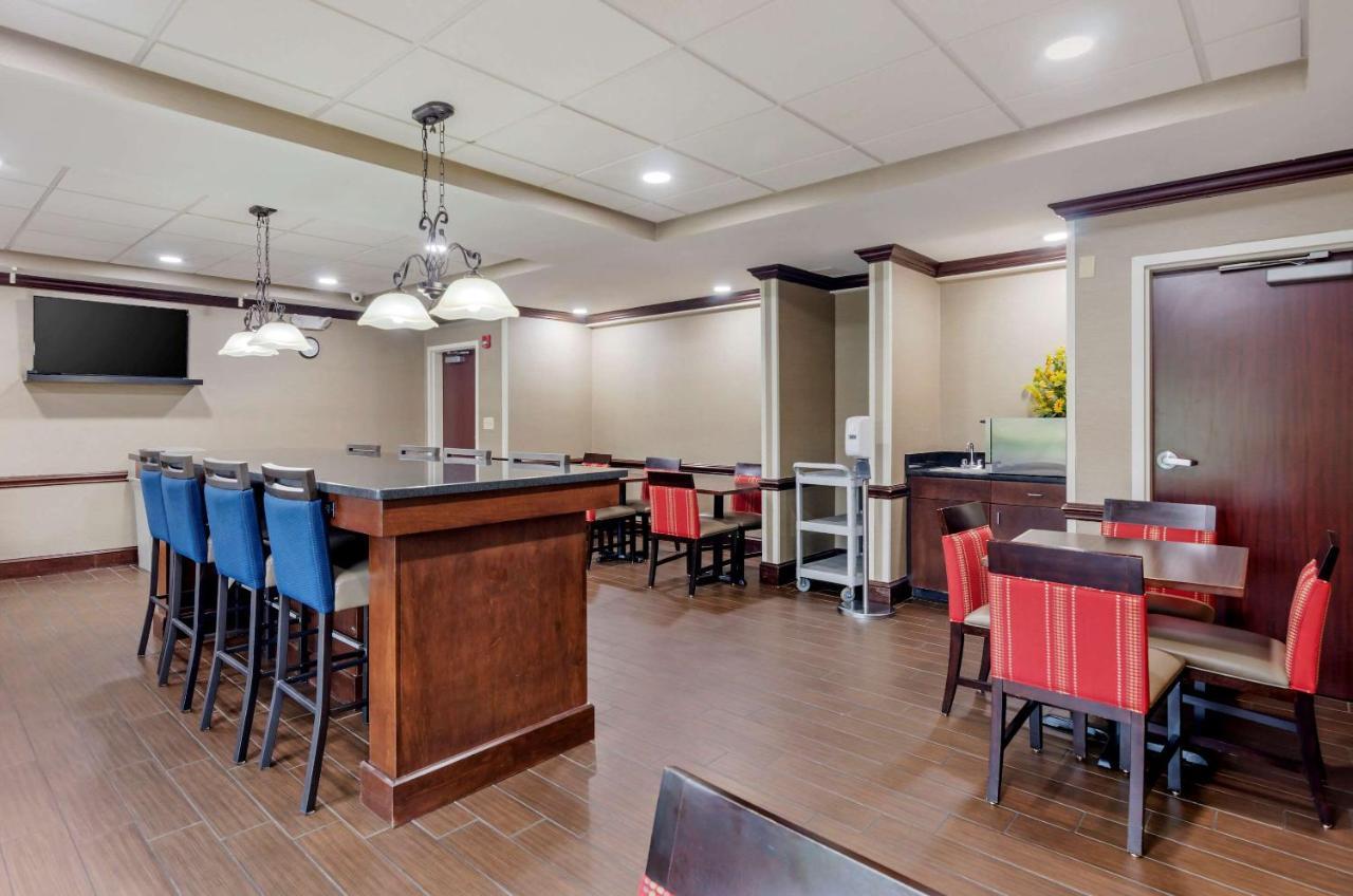 Comfort Inn & Suites Hillsville I-77 מראה חיצוני תמונה