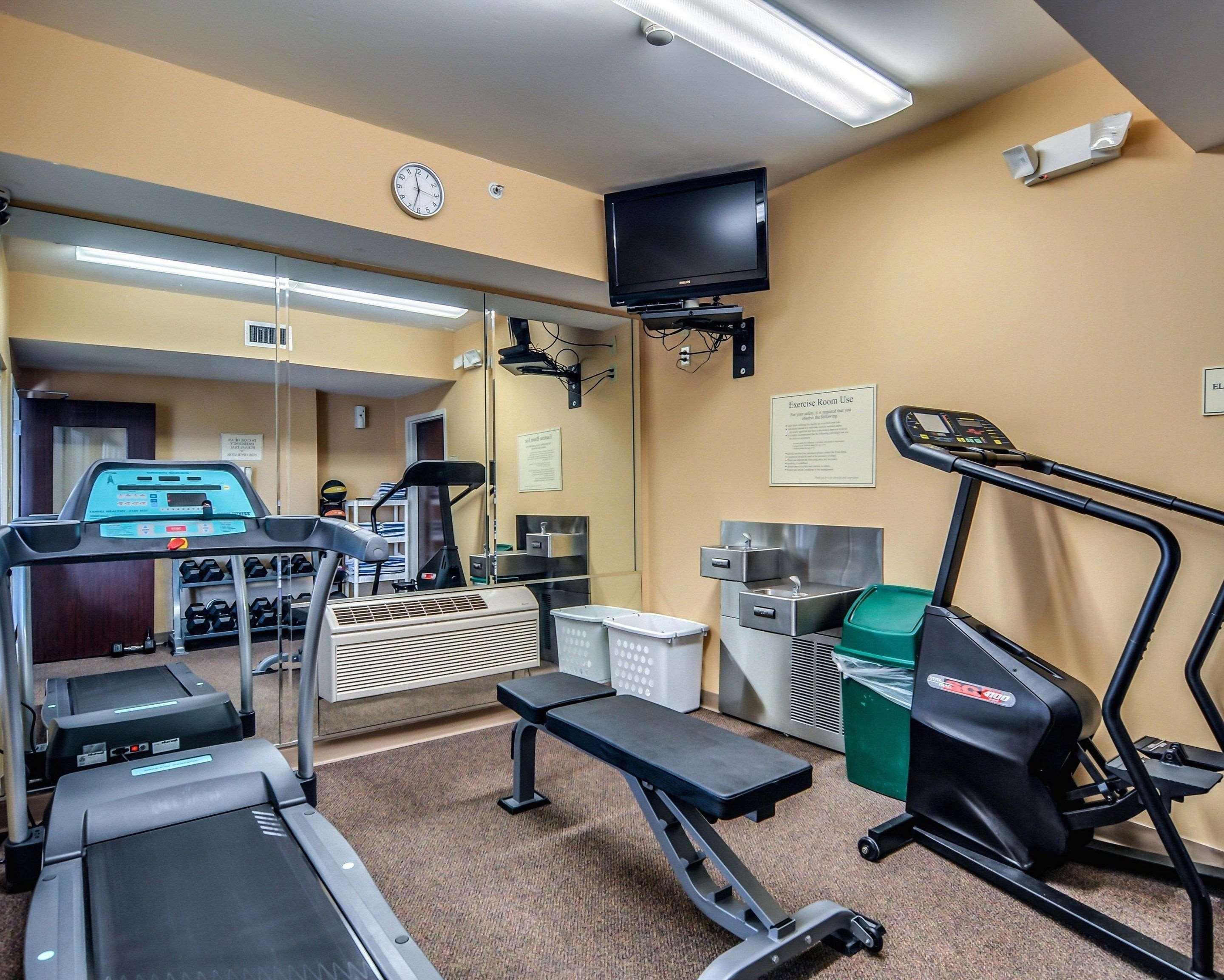 Comfort Inn & Suites Hillsville I-77 מראה חיצוני תמונה