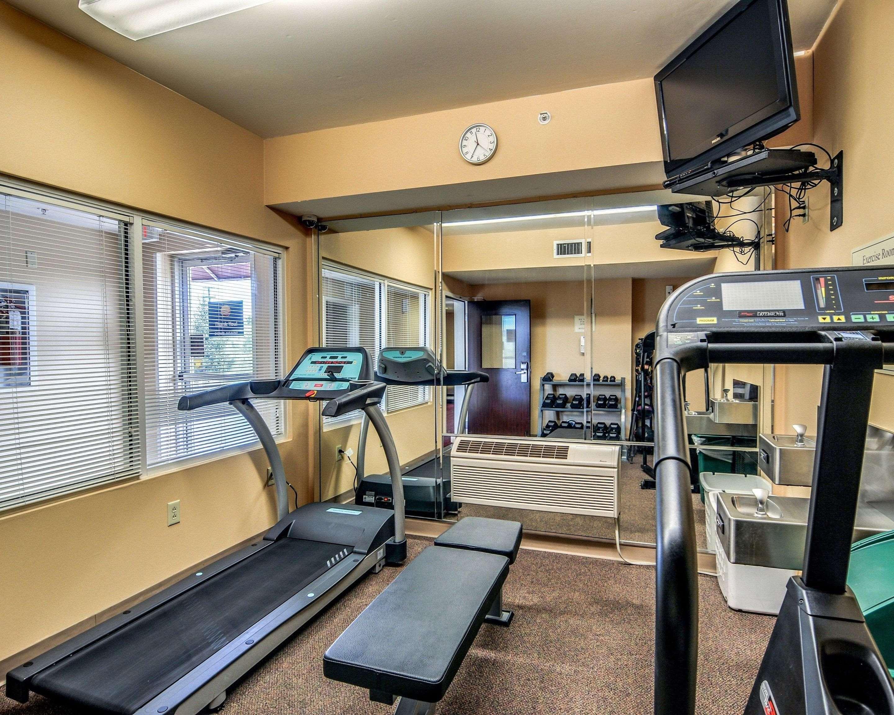 Comfort Inn & Suites Hillsville I-77 מראה חיצוני תמונה