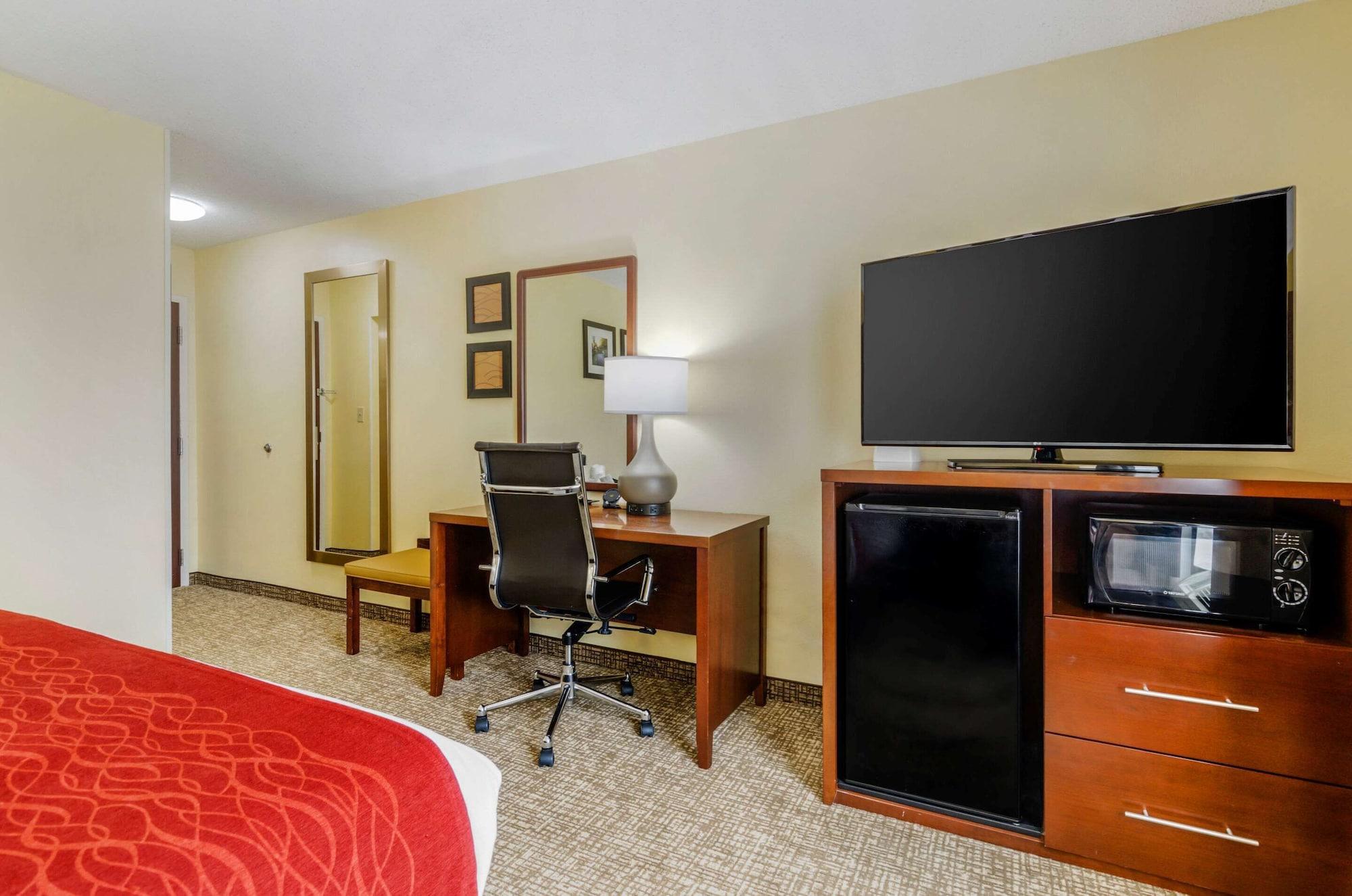 Comfort Inn & Suites Hillsville I-77 מראה חיצוני תמונה