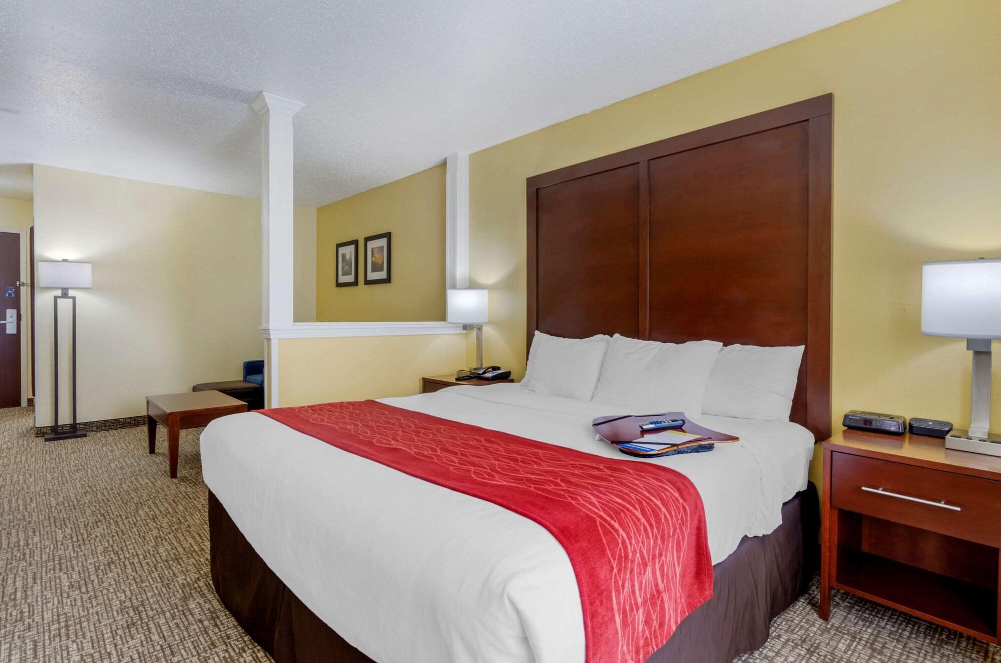 Comfort Inn & Suites Hillsville I-77 מראה חיצוני תמונה