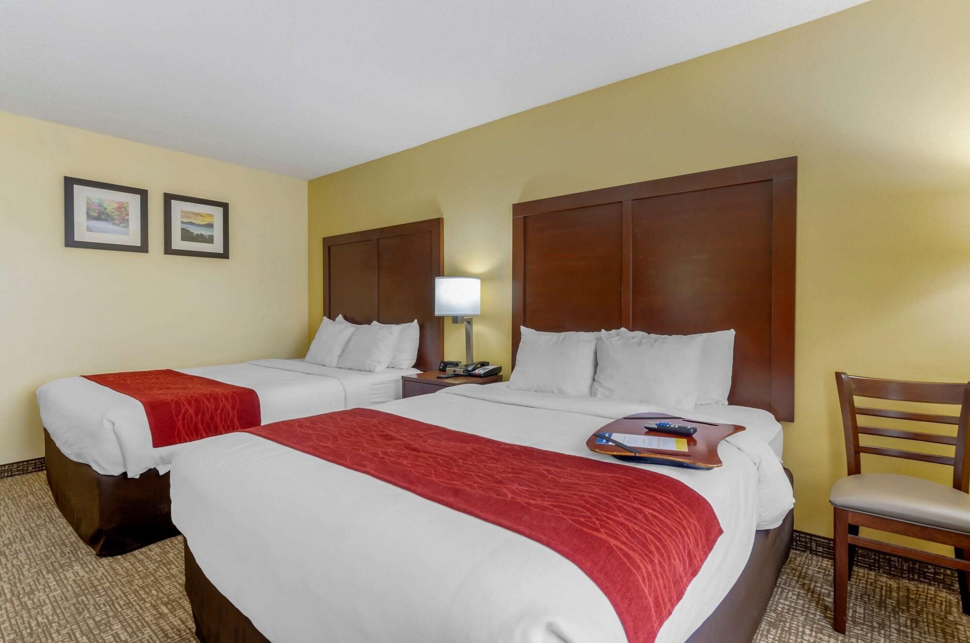 Comfort Inn & Suites Hillsville I-77 מראה חיצוני תמונה