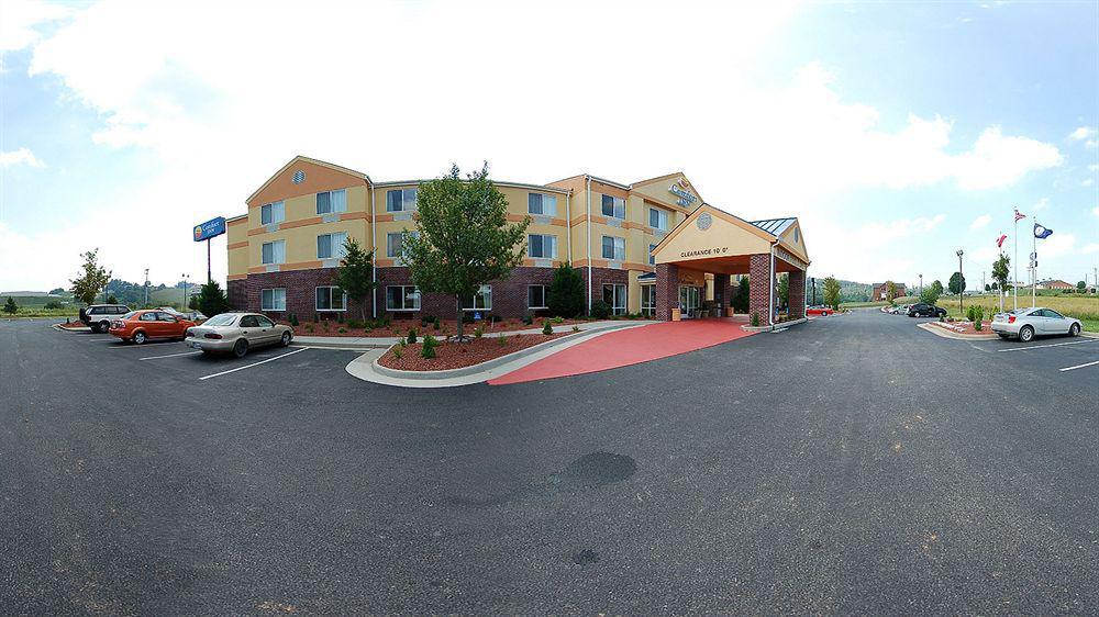 Comfort Inn & Suites Hillsville I-77 מראה חיצוני תמונה